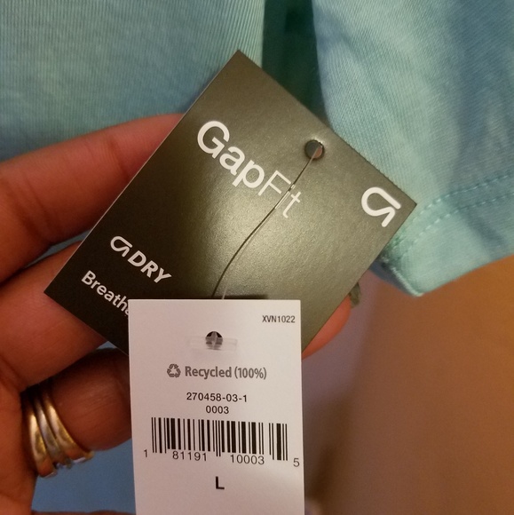 🧘‍♀️🤸‍♀️⛹️‍♀️🚴‍♀GapFit DRY by GAP Workout Shirt - Picture 4 of 8